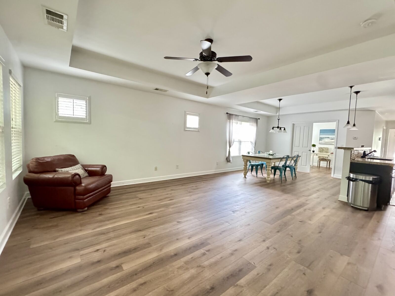 Property Photo:  2422 Duxbury Dr  TN 38401 