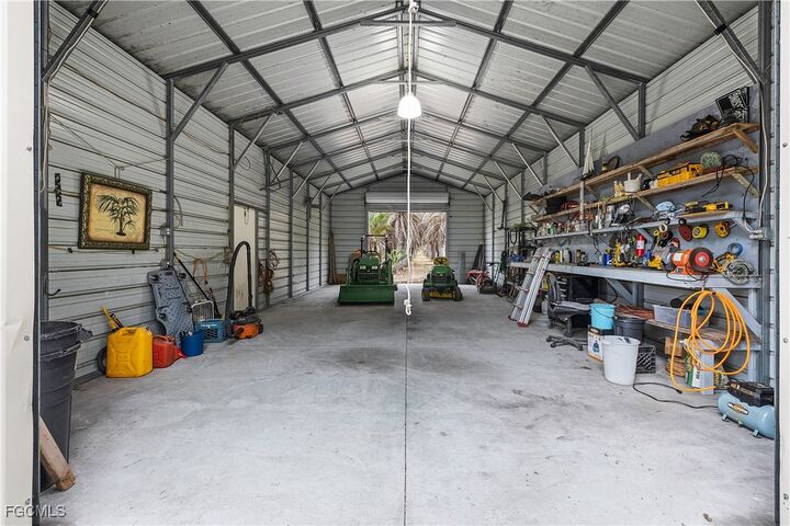 Property Photo: 15890 Quail Trail FL 33922