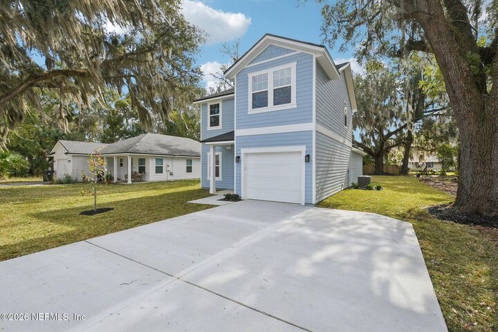 Property Photo:  1027 Martin Luther King Jr Boulevard  FL 32043 