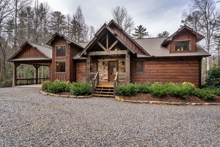 Property Photo:  15 Bootleg Mountain Road  GA 30560 