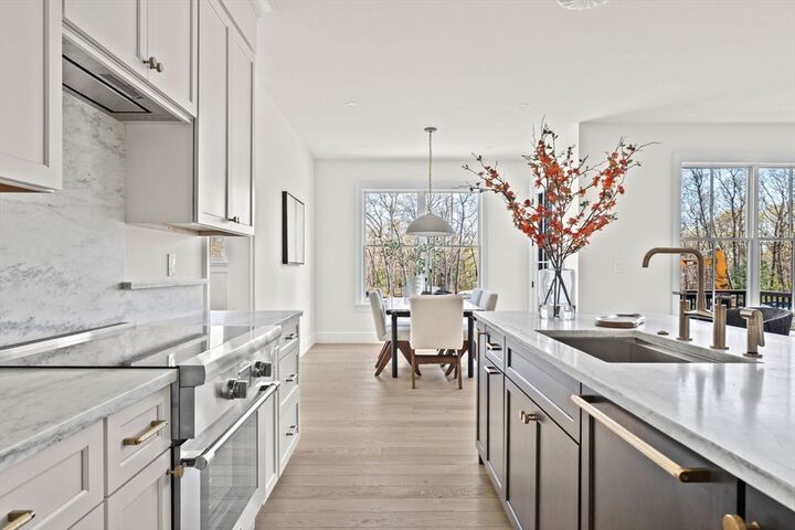 Property Photo:  8 Common Court 8  MA 02421 