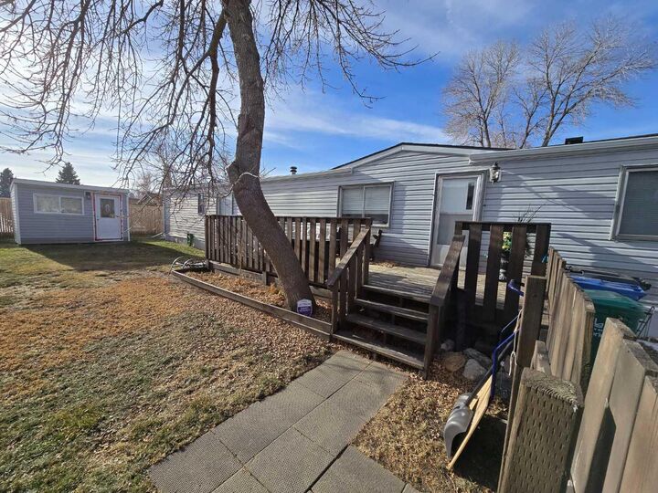 Property Photo:  1410 43 Street S 61  AB T1K 3S5 