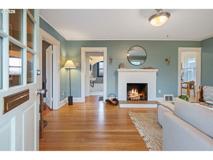 Property Photo: 4224 SE 16th Ave OR 97202