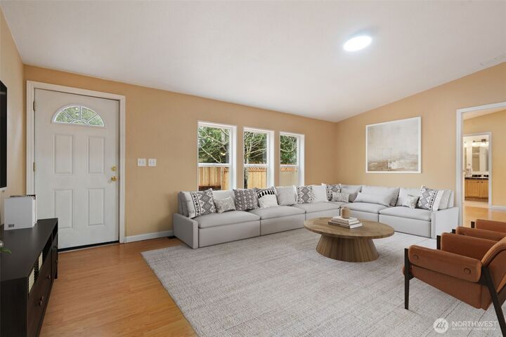 Property Photo:  1300  Flower Avenue  WA 98366 