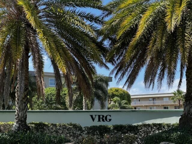 Property Photo:  2615 NE 1st Court 106  FL 33435 