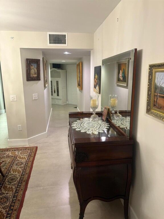 Property Photo:  901 SW 141st Avenue 112  FL 33027 