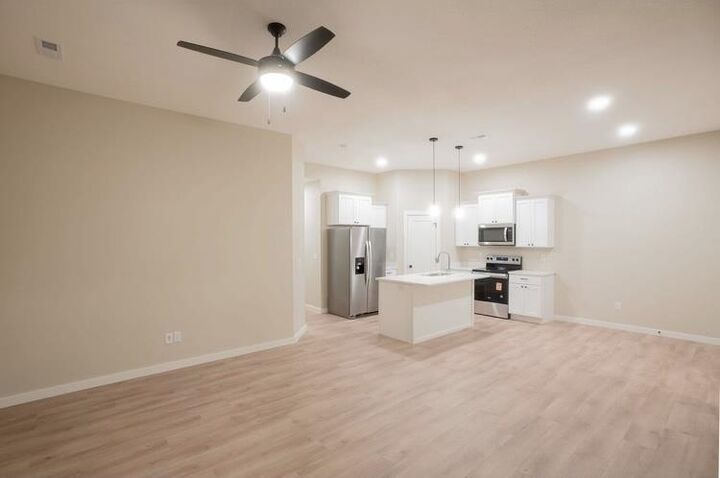 Property Photo:  446 Trails Head Ct  KS 67052-4311 