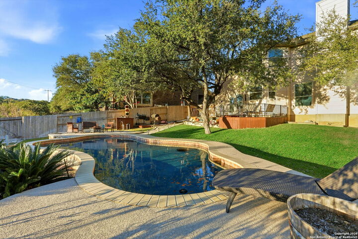 Property Photo:  23 Roan Hts  TX 78259 