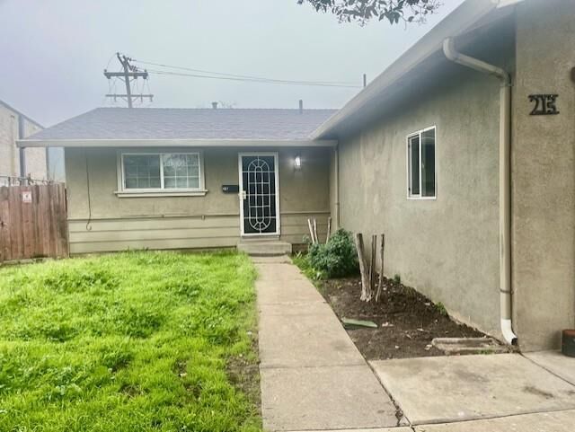 Property Photo: 213 Rendon Avenue CA 95205