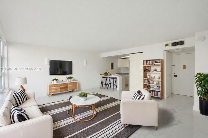 Property Photo:  1440 Brickell Bay Dr 709  FL 33131 