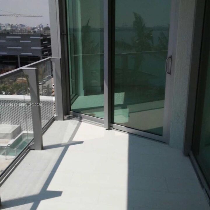 Property Photo:  2900 NE 7 Av 808  FL 33137 