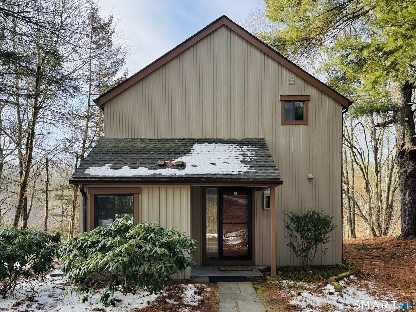 Property Photo: 2 Highland Square 2 CT 06001