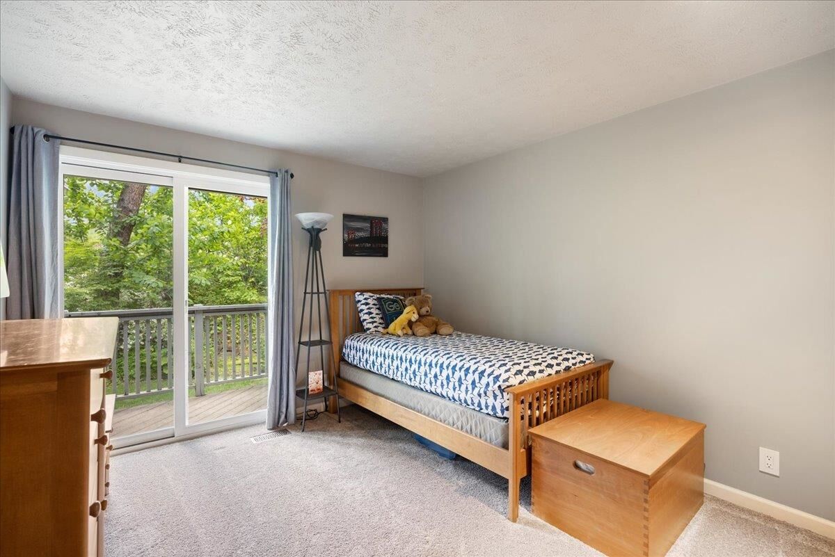 Property Photo:  2417 E 35th Ave  WA 99223 