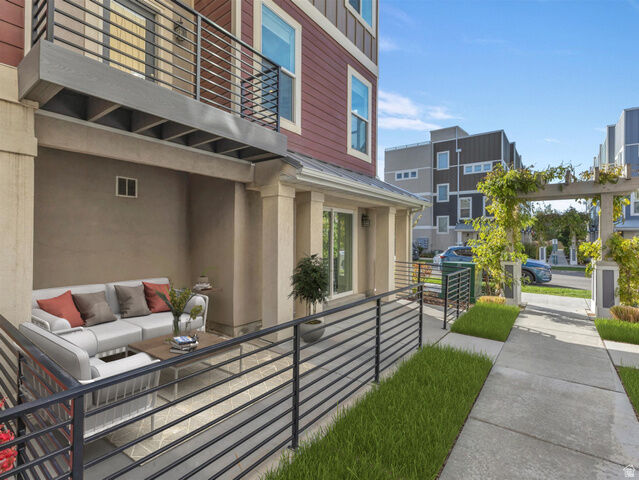 Property Photo:  4731 S Hillhouse Cv 101  UT 84107 