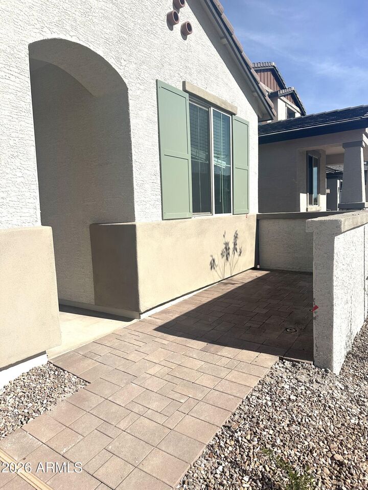 Property Photo:  784 W Sparrow Drive  AZ 85140 