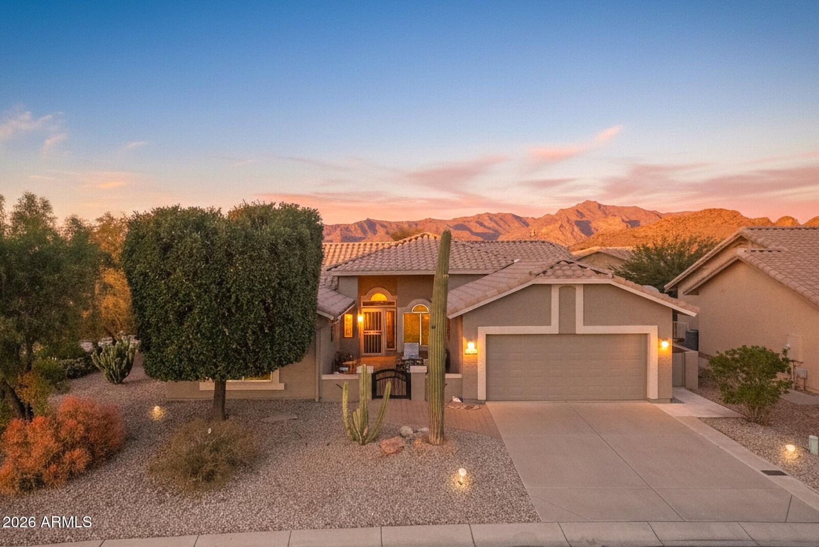 Property Photo: 8054 E Birdie Lane AZ 85118