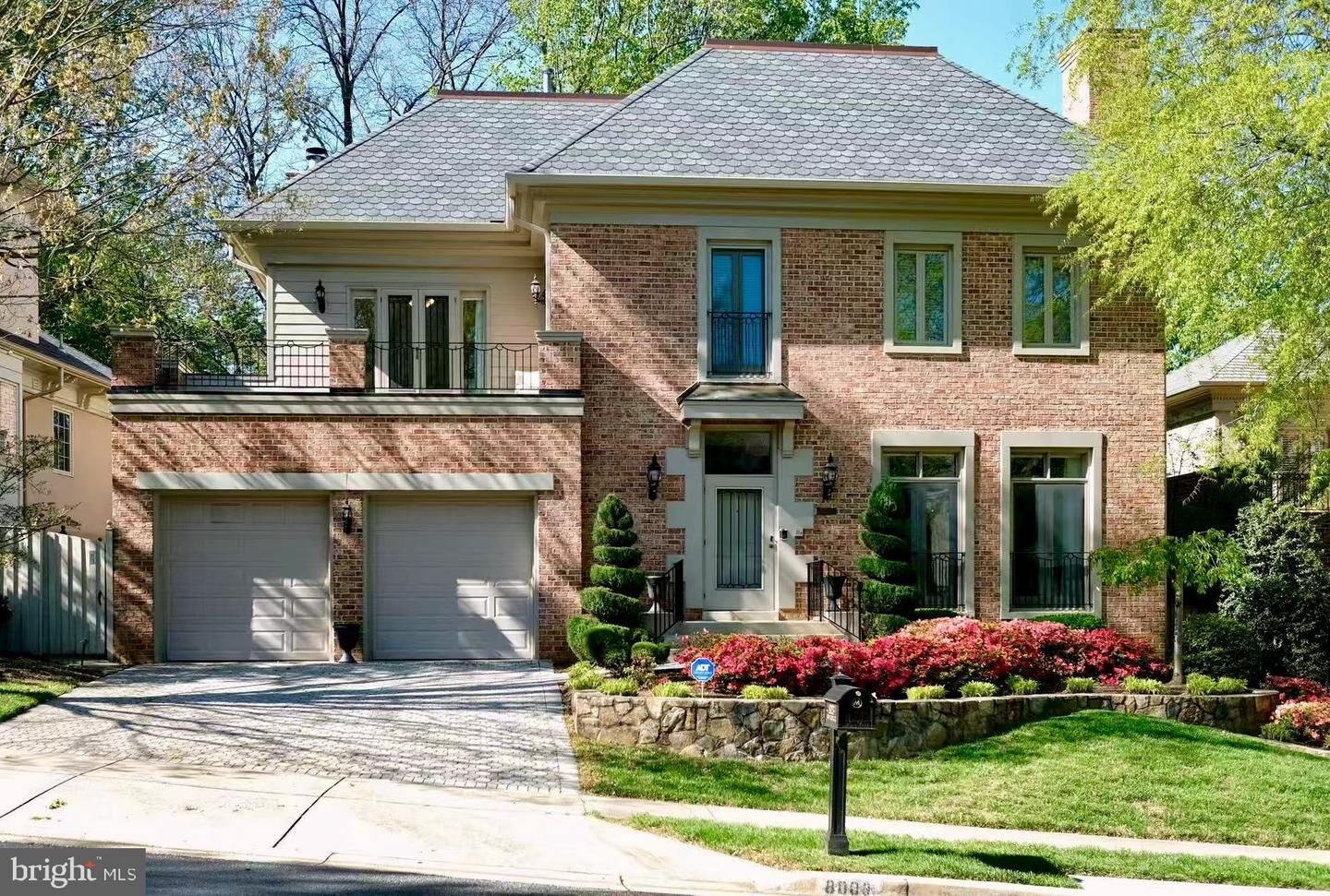 Property Photo:  8003 Cobble Creek Circle  MD 20854 