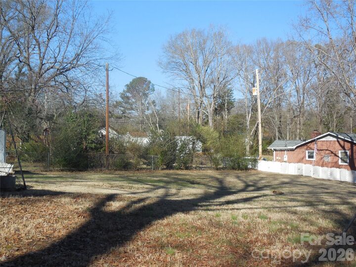 Property Photo:  781 Denning Place  NC 28227 