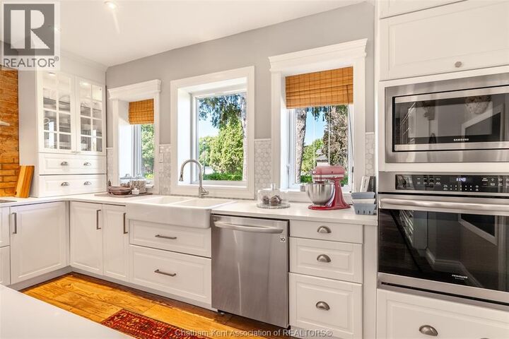 Property Photo:  455 Victoria Avenue  ON N7L 3B4 