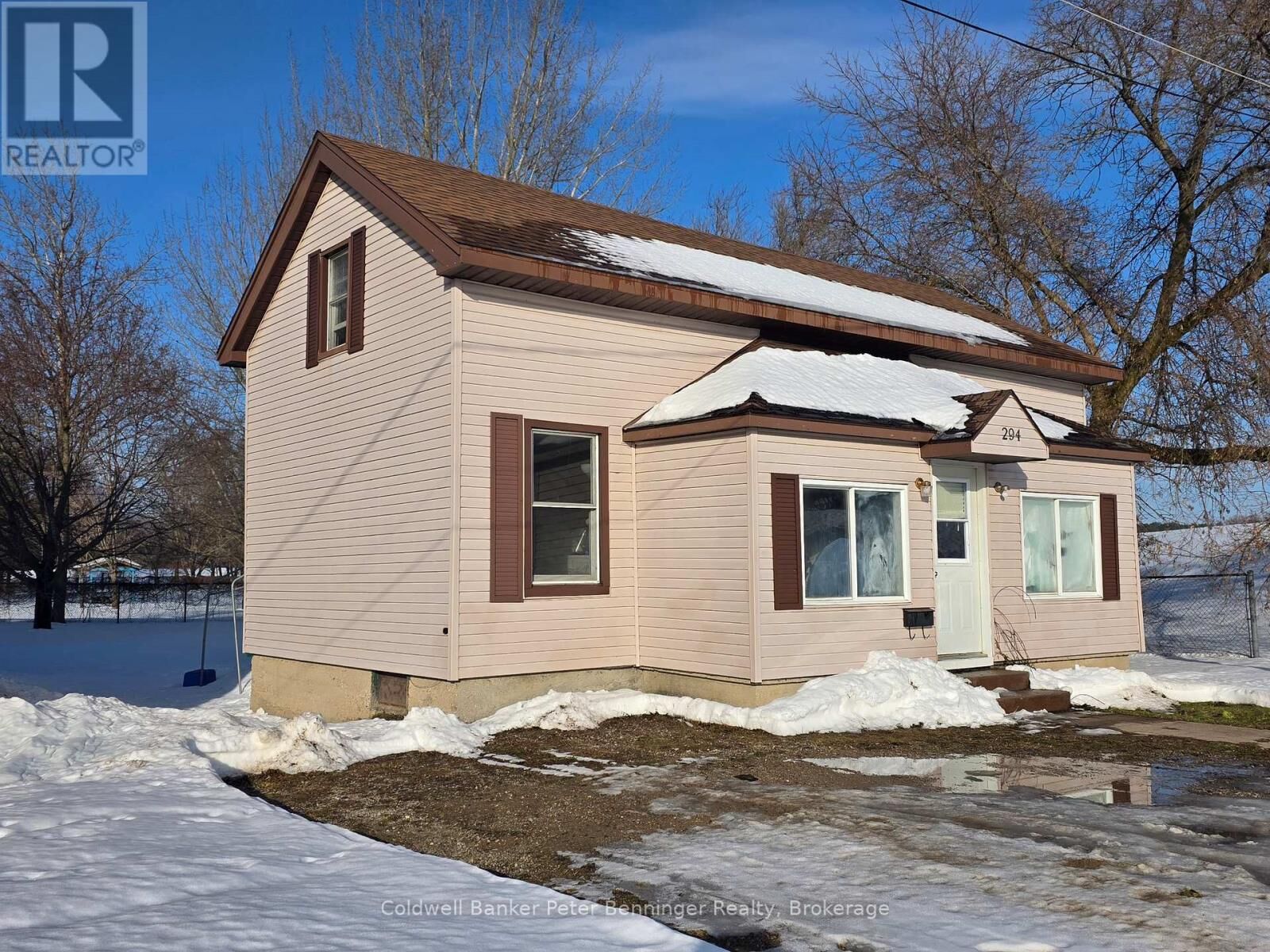 Property Photo: 294 Church Street ON N0G 2N0