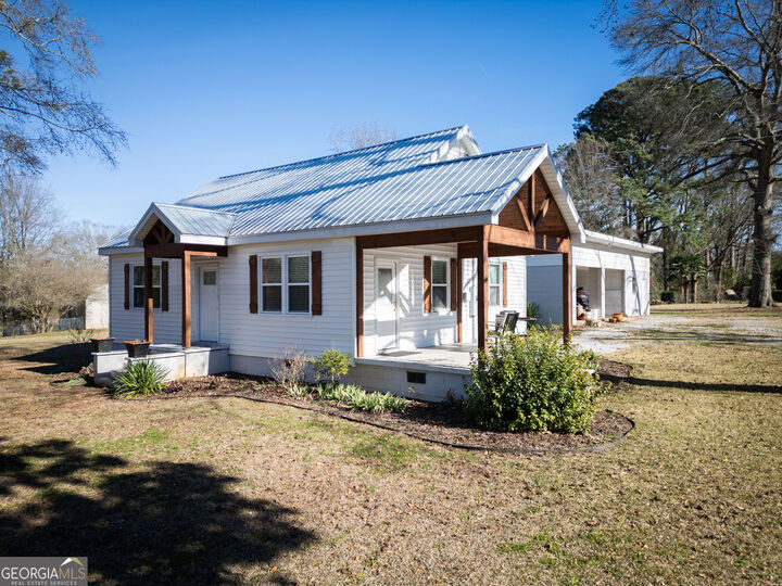Property Photo:  1160 Moody Street  GA 30669 