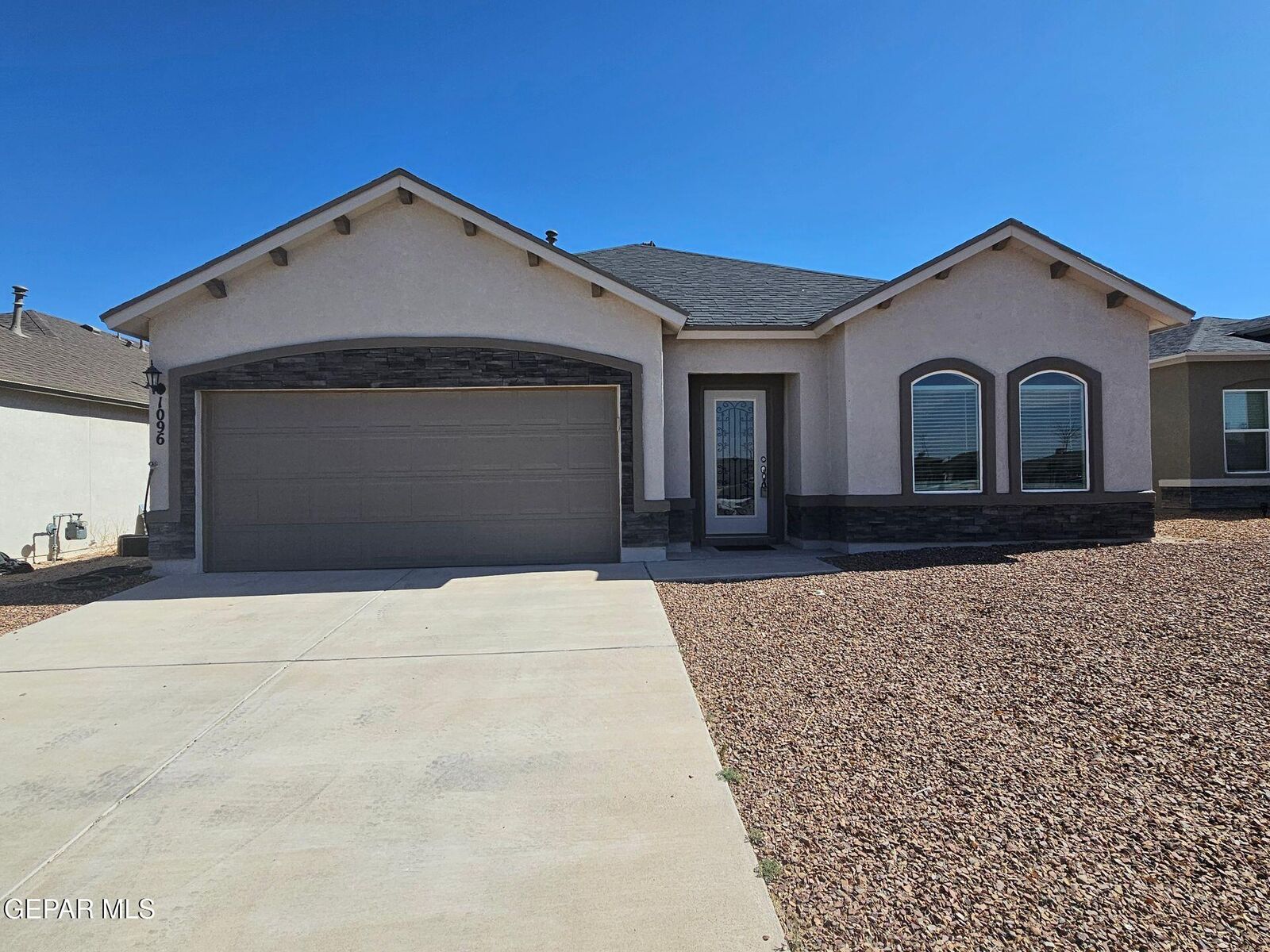 Property Photo: 1096 Summer Night Place TX 79928