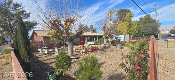 Property Photo: 4300 Thom Boulevard NV 89130