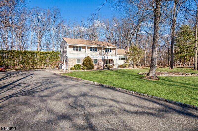 Property Photo: 68 Fairchild Pl NJ 07981