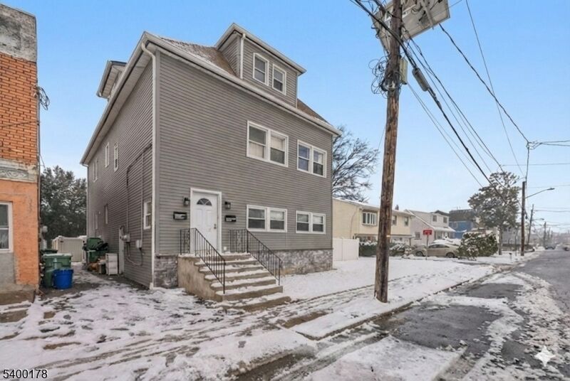 Property Photo: 1025 Rivington St NJ 07203