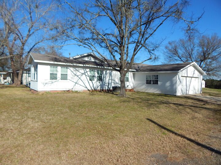 Property Photo:  4714 N US Hwy 271  TX 75644 