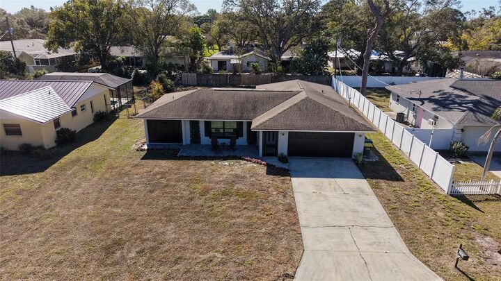 Property Photo: 2660 Colorado Street FL 34237
