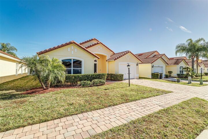 Property Photo: 348 Robin Road FL 33896