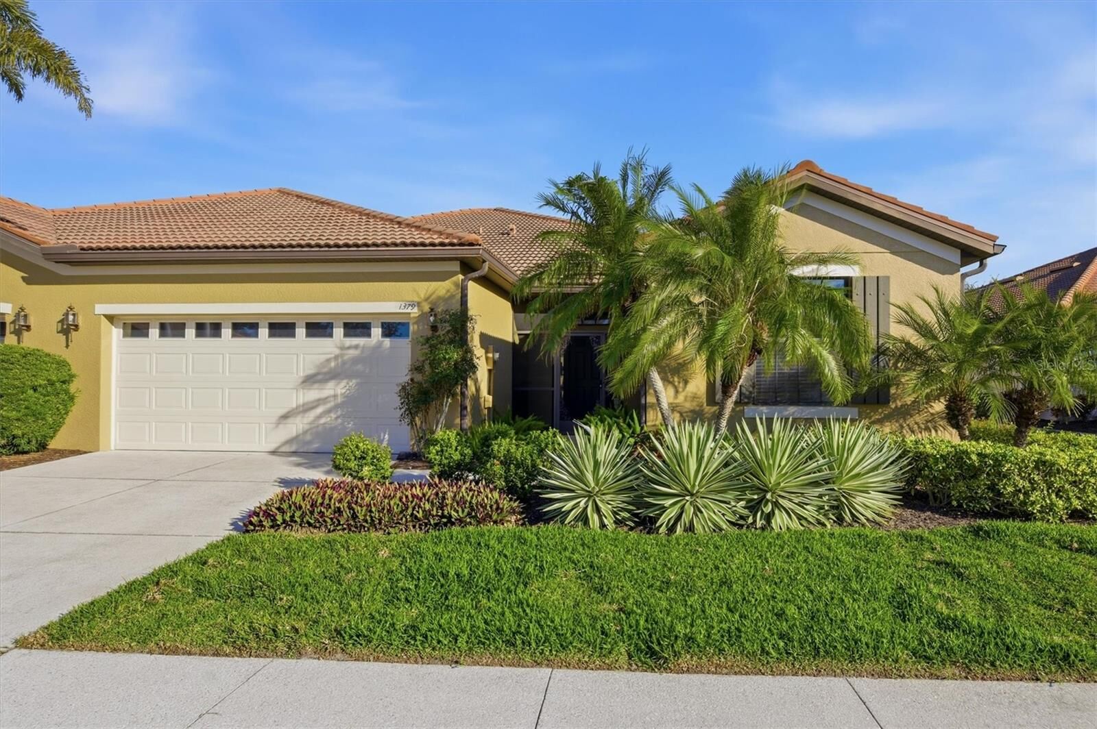 Property Photo:  1379 Maseno Drive  FL 34292 