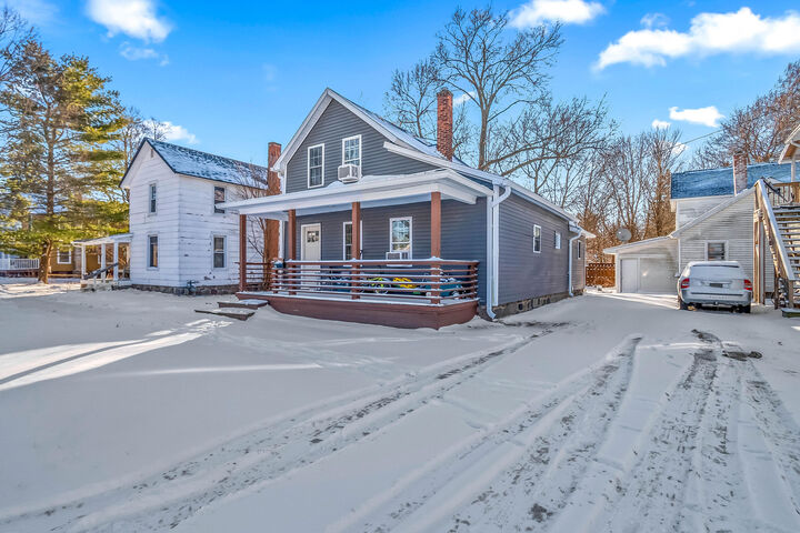Property Photo:  36 E South Street  MI 49242 