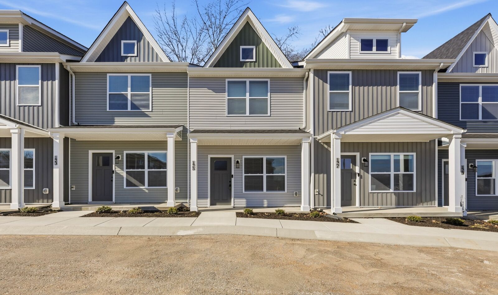 Property Photo:  125 Front Ridge Circle  TN 37040 