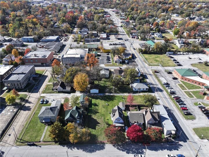 Property Photo:  316 N Wood Street  MO 64850 