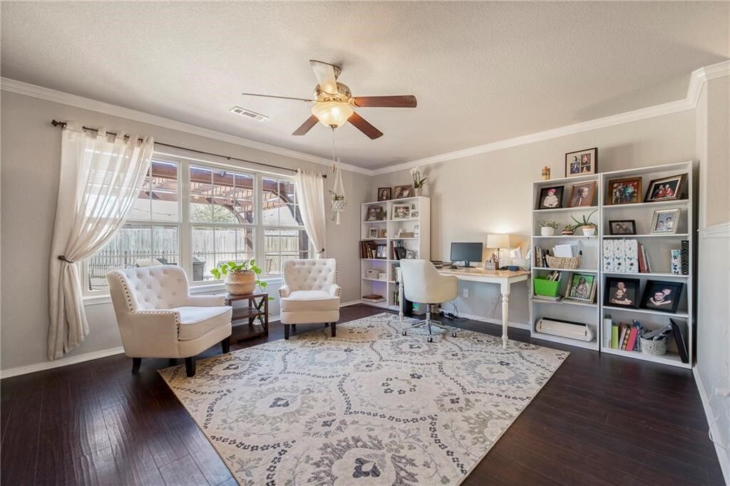 Property Photo:  5005 Bay Court  AR 72758 