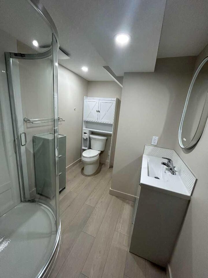 Property Photo:  1378 A Avenue NW  AB T3P 1T9 