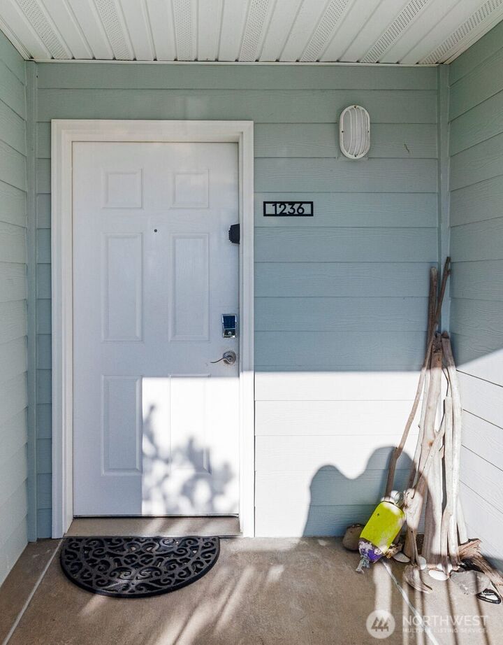 Property Photo:  1600 W Ocean Avenue 1236  WA 98595 