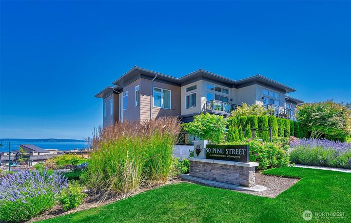 Property Photo:  50  Pine Street 105  WA 98020 