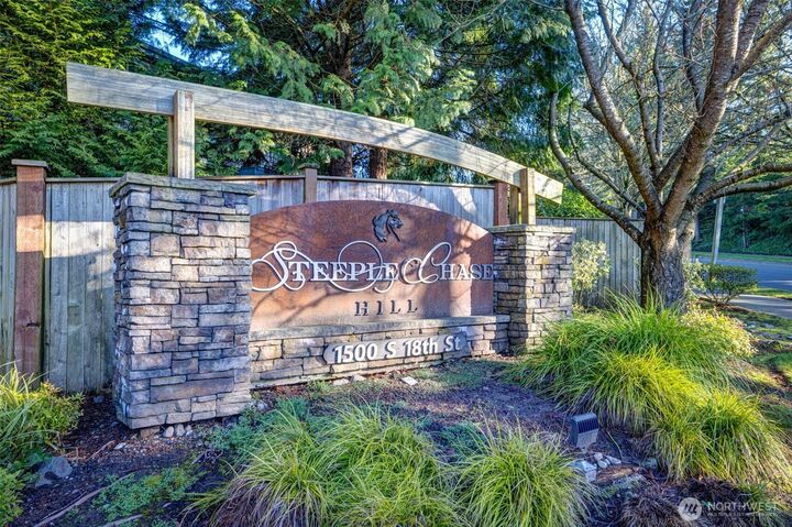 Property Photo:  1500 S 18th Street H101  WA 98055 