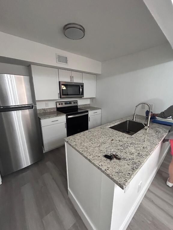 Property Photo:  8560 NE Pineverde Lane  FL 32244 