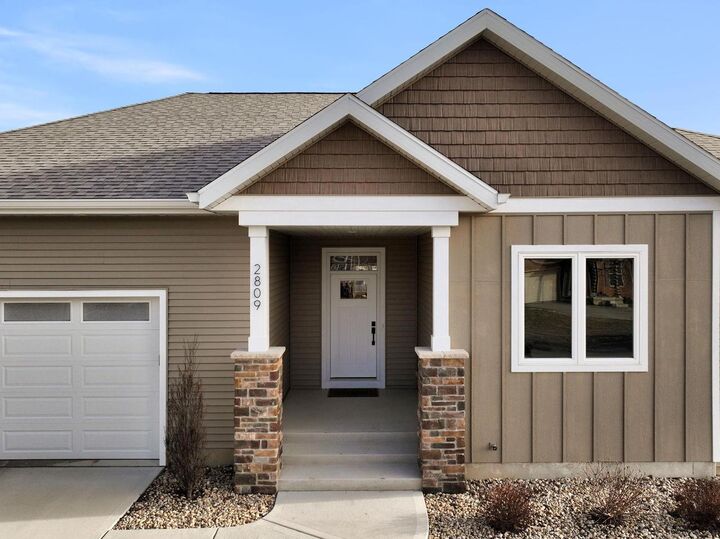 Property Photo:  2809 Hickory Ridge Road  WI 53719 