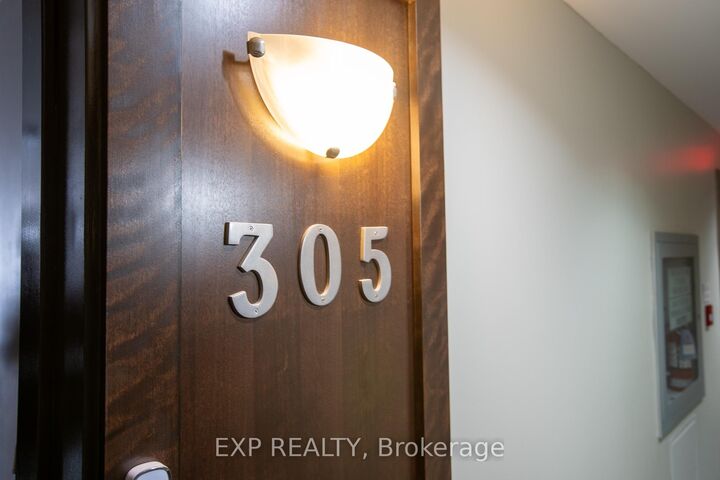 Property Photo:  301 Bayrose Drive 305  ON K2J 5W3 