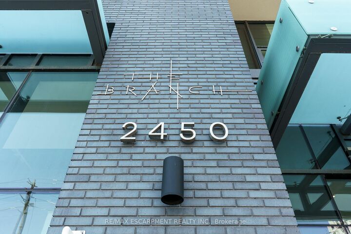 Property Photo: 2450 Old Bronte Road 614 ON L6M 4J2