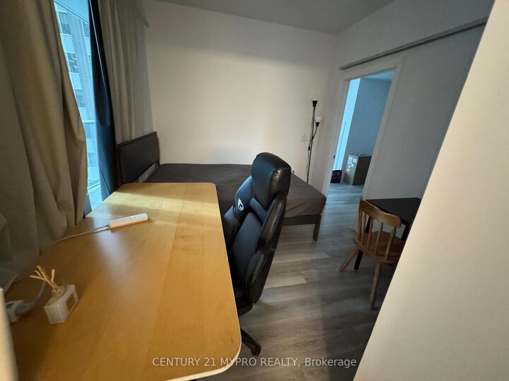 Property Photo: 230 Simcoe Street 1528 ON M5T 1T4