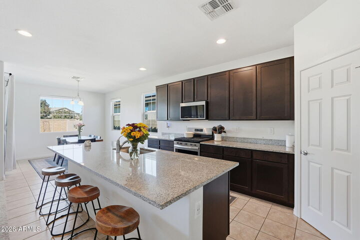 Property Photo:  21800 S 226th Place  AZ 85142 