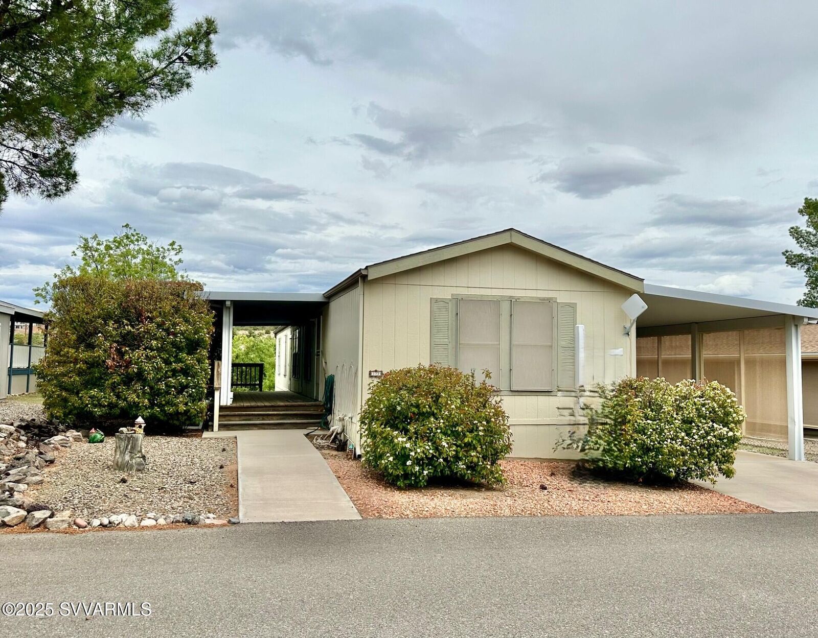 Property Photo:  2050 W State Route 89-A 177  AZ 86326 