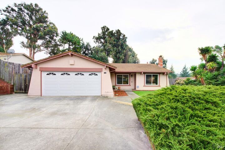 Property Photo: 909 Seascape Circle CA 94572