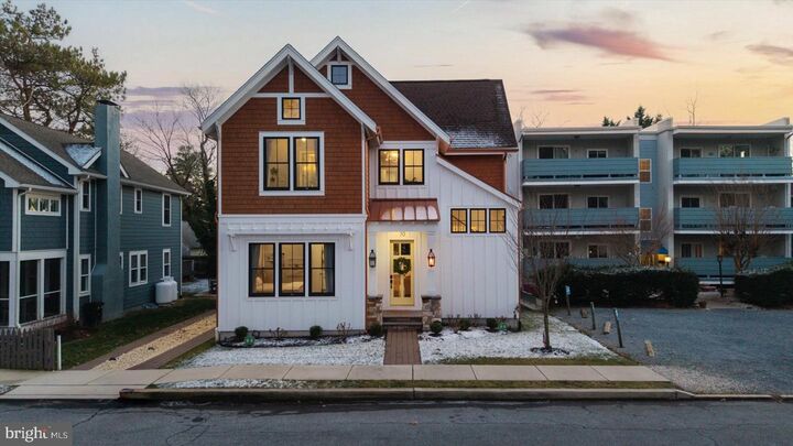 Property Photo:  70 Sussex Street  DE 19971 